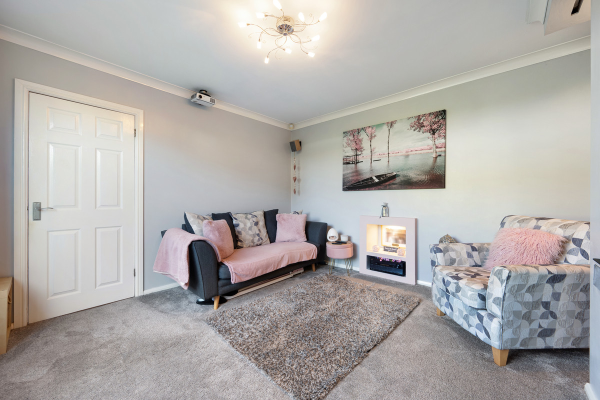 Bowerfield Avenue, Hazel Grove, SK7, photo 3