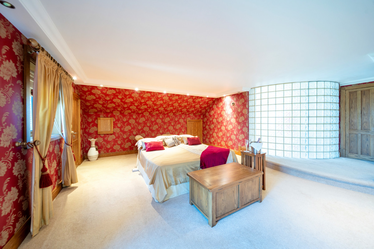 Spring Road, Clacton-on-Sea, CO16, photo 19