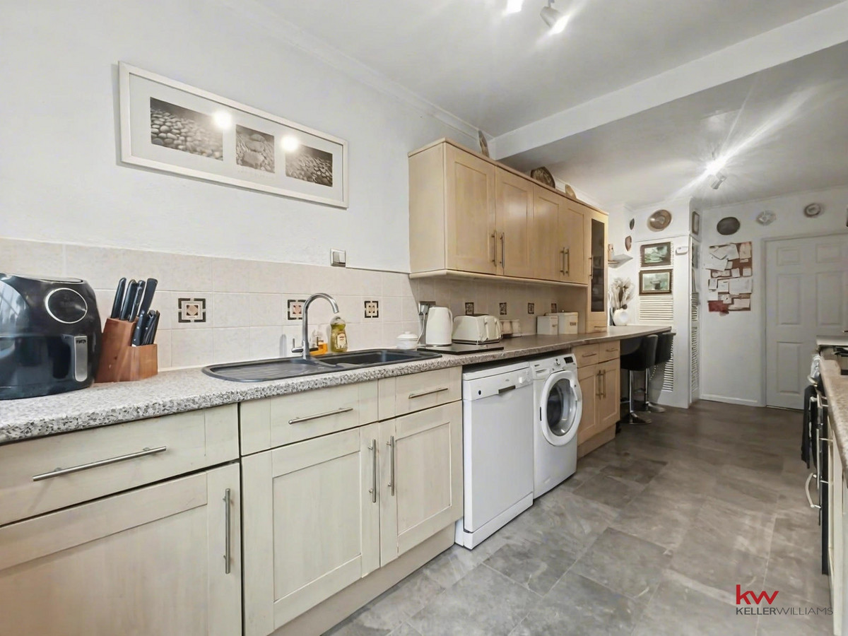 Bell Lane, Broxbourne, EN10, photo 4
