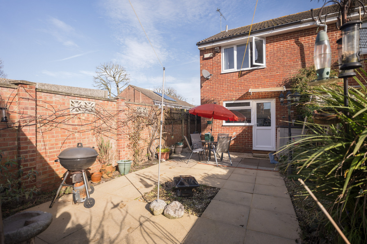 Sycamore Avenue, Horsham, RH12, photo 19