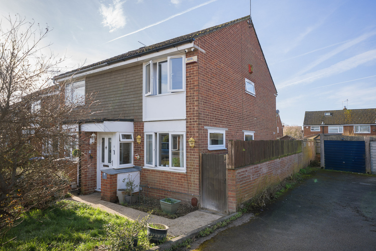 Sycamore Avenue, Horsham, RH12, photo 21