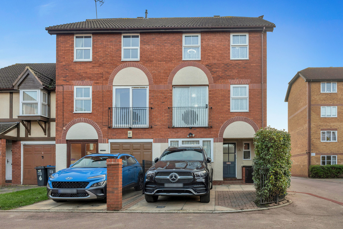 Cameron Square, Mitcham, CR4, photo 50