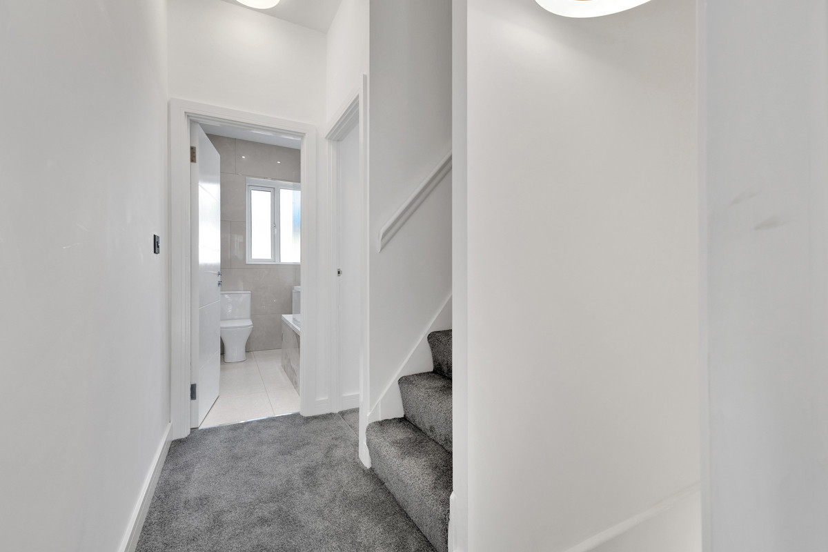 Crown Street, Rotherham, S64, photo 8