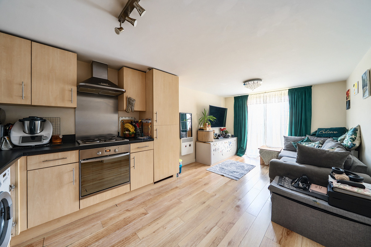 Grove Road, Hitchin, SG4, photo 2