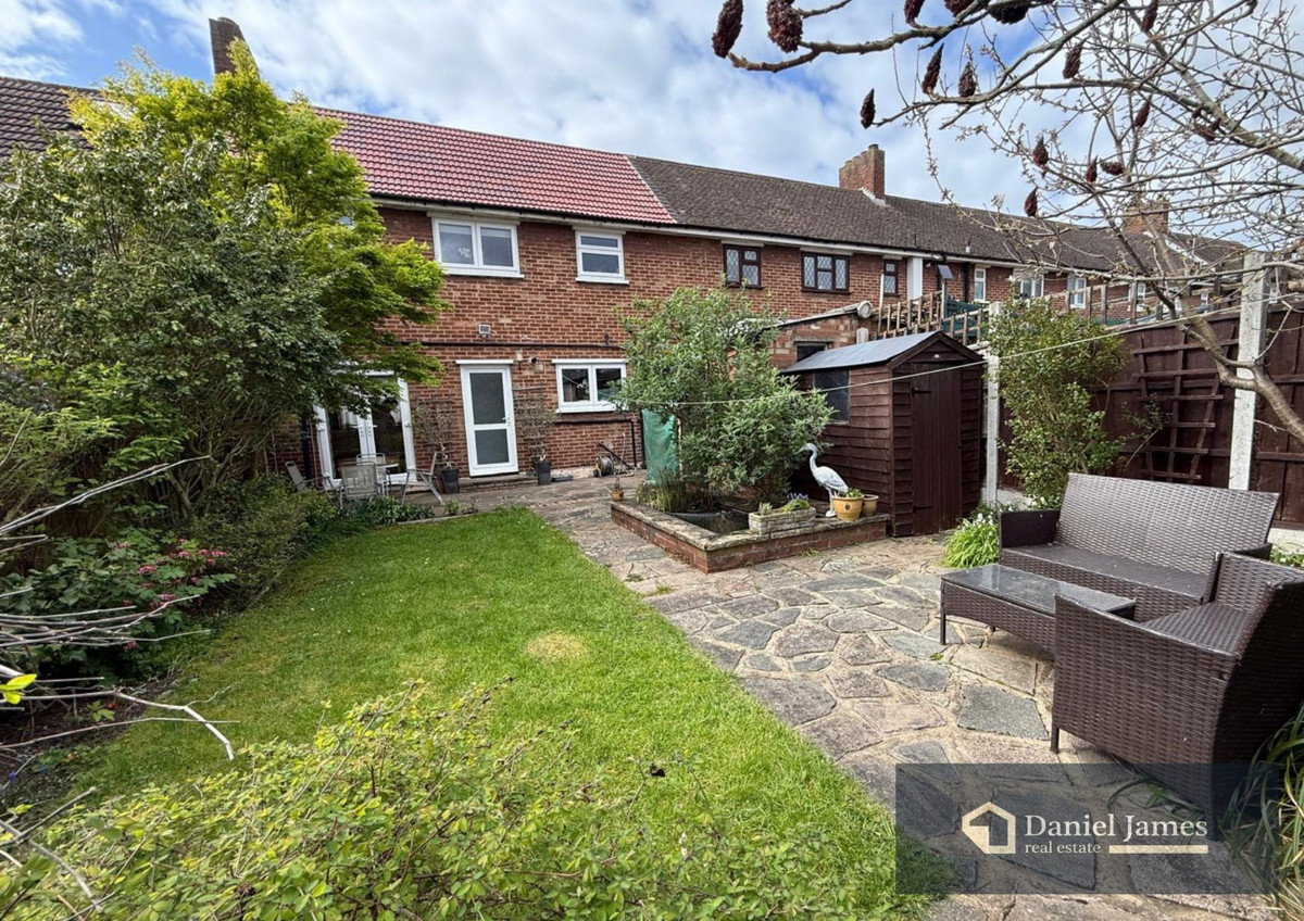 Hood Walk, Romford, RM7, photo 21