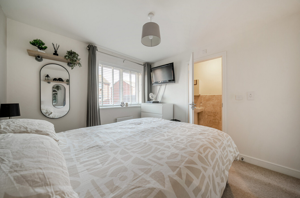 Abbot Road, Burton-on-Trent, DE13, photo 13