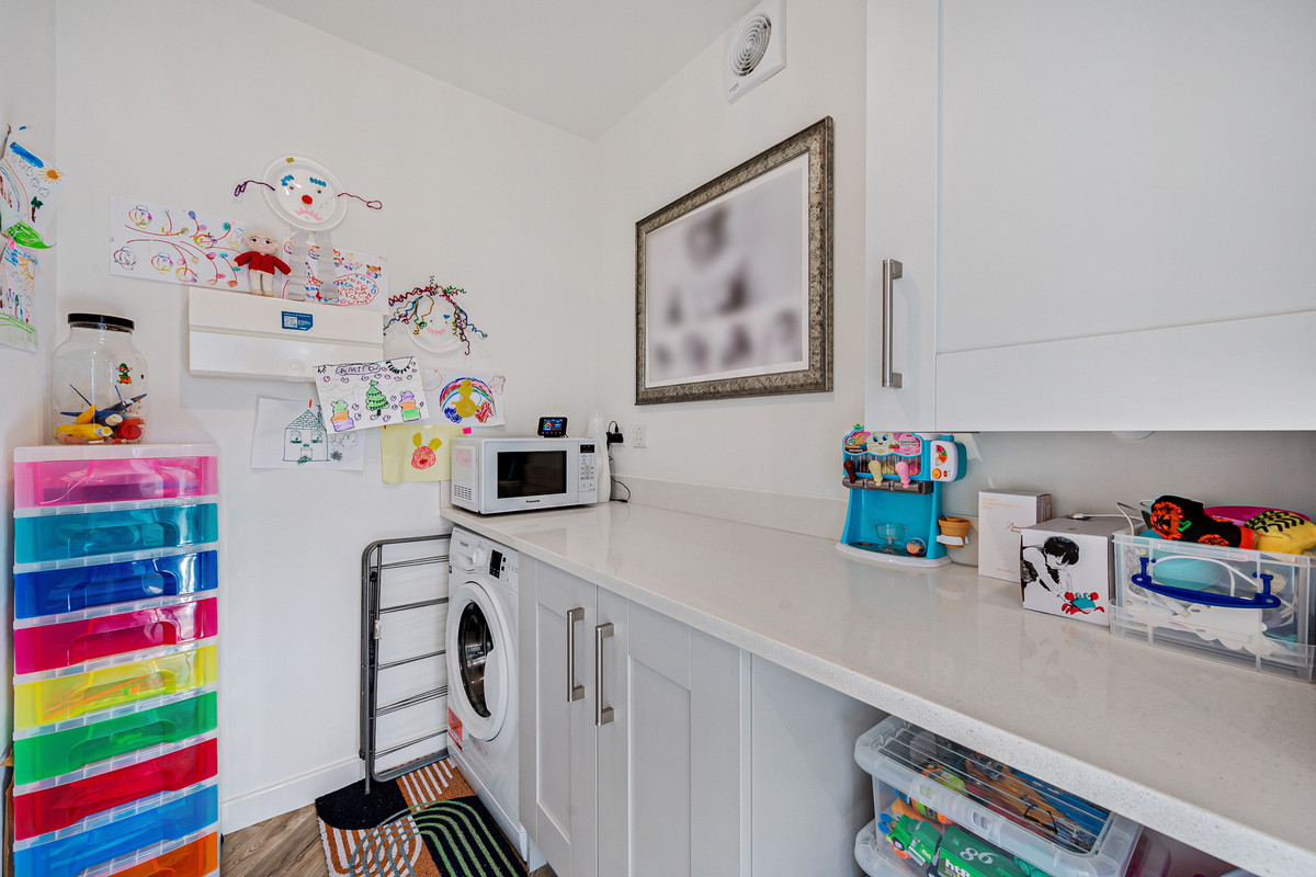Featherstone Crescent, Cheadle, SK8, photo 8