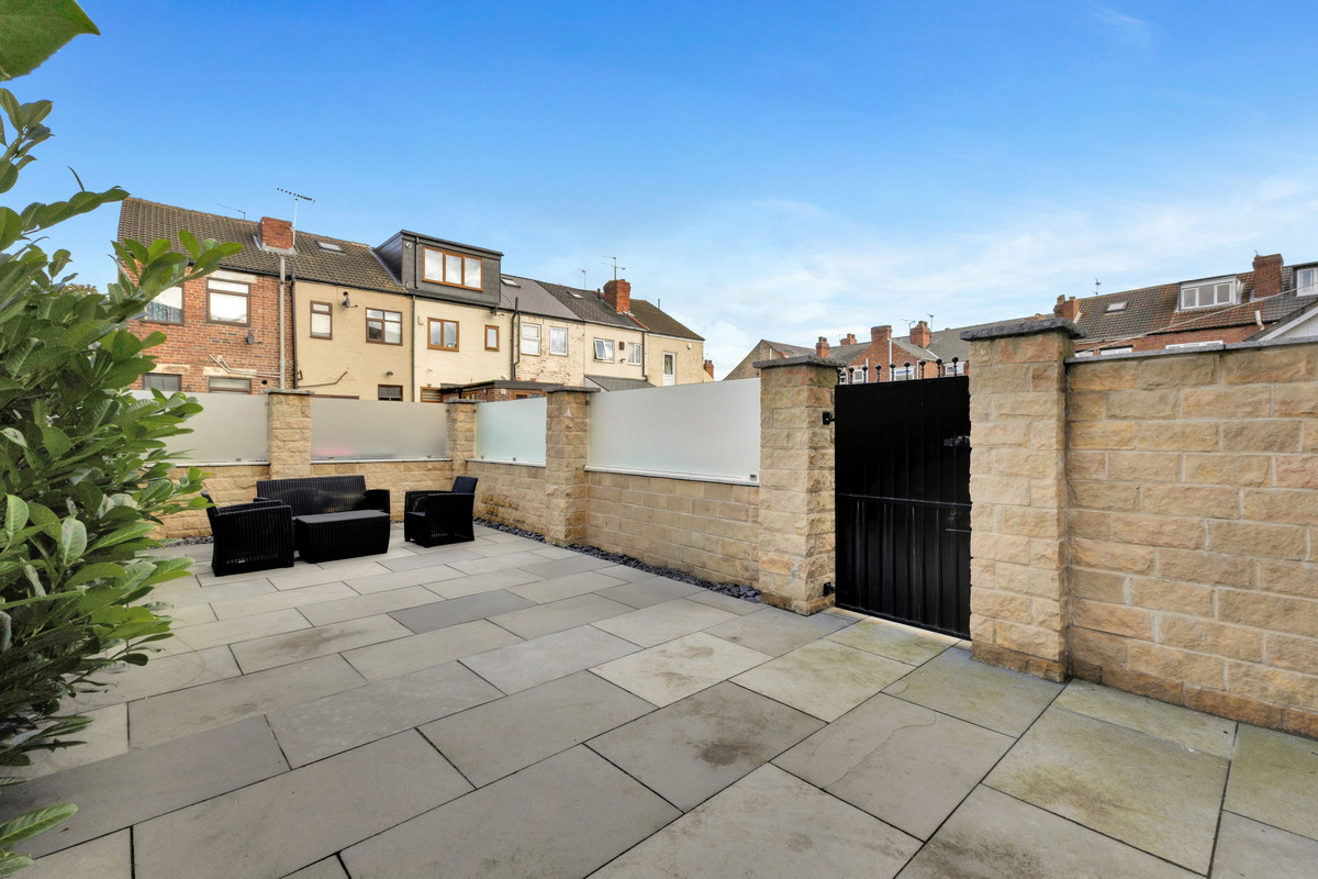 Crown Street, Rotherham, S64, photo 2