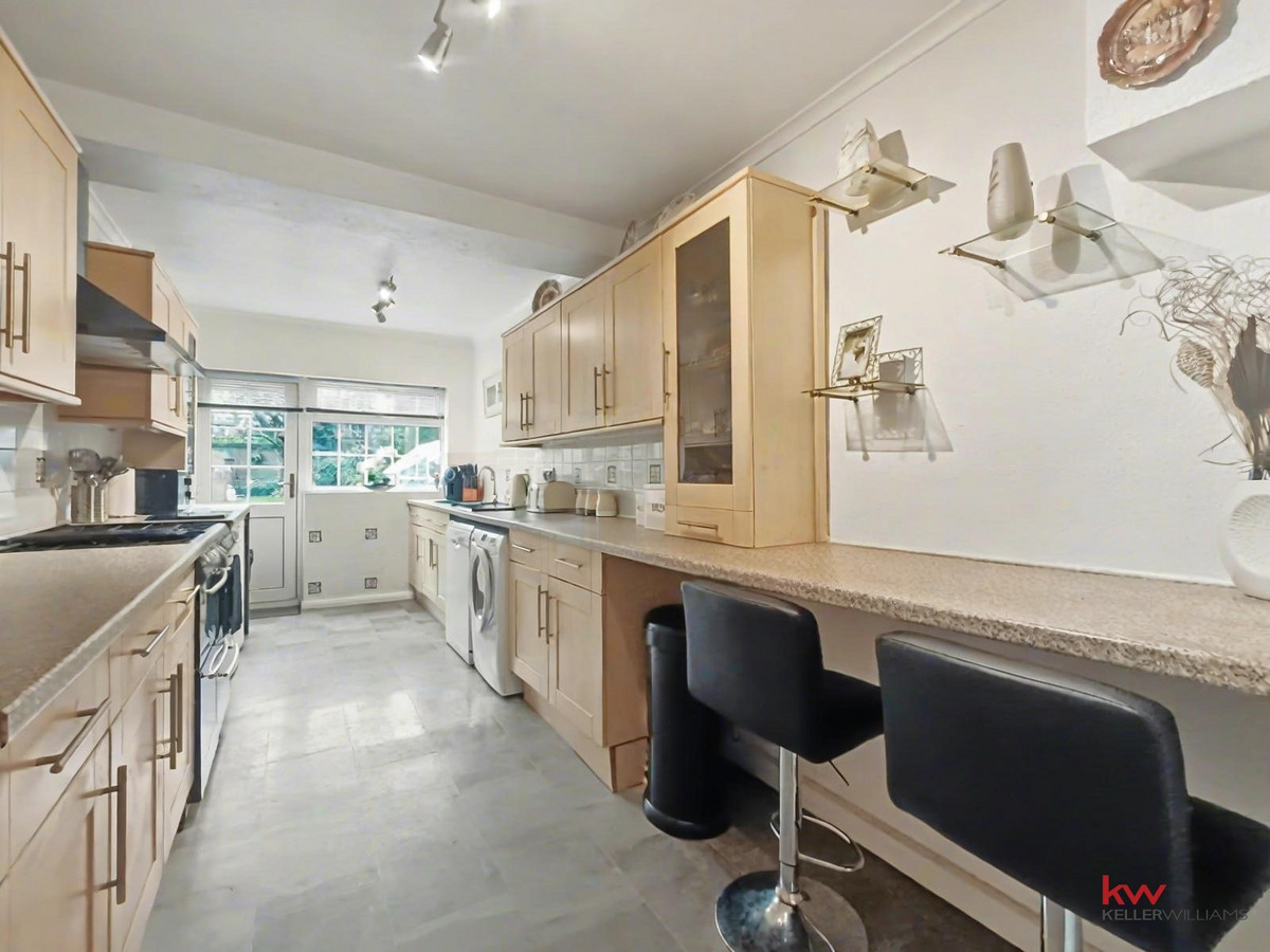 Bell Lane, Broxbourne, EN10, photo 5