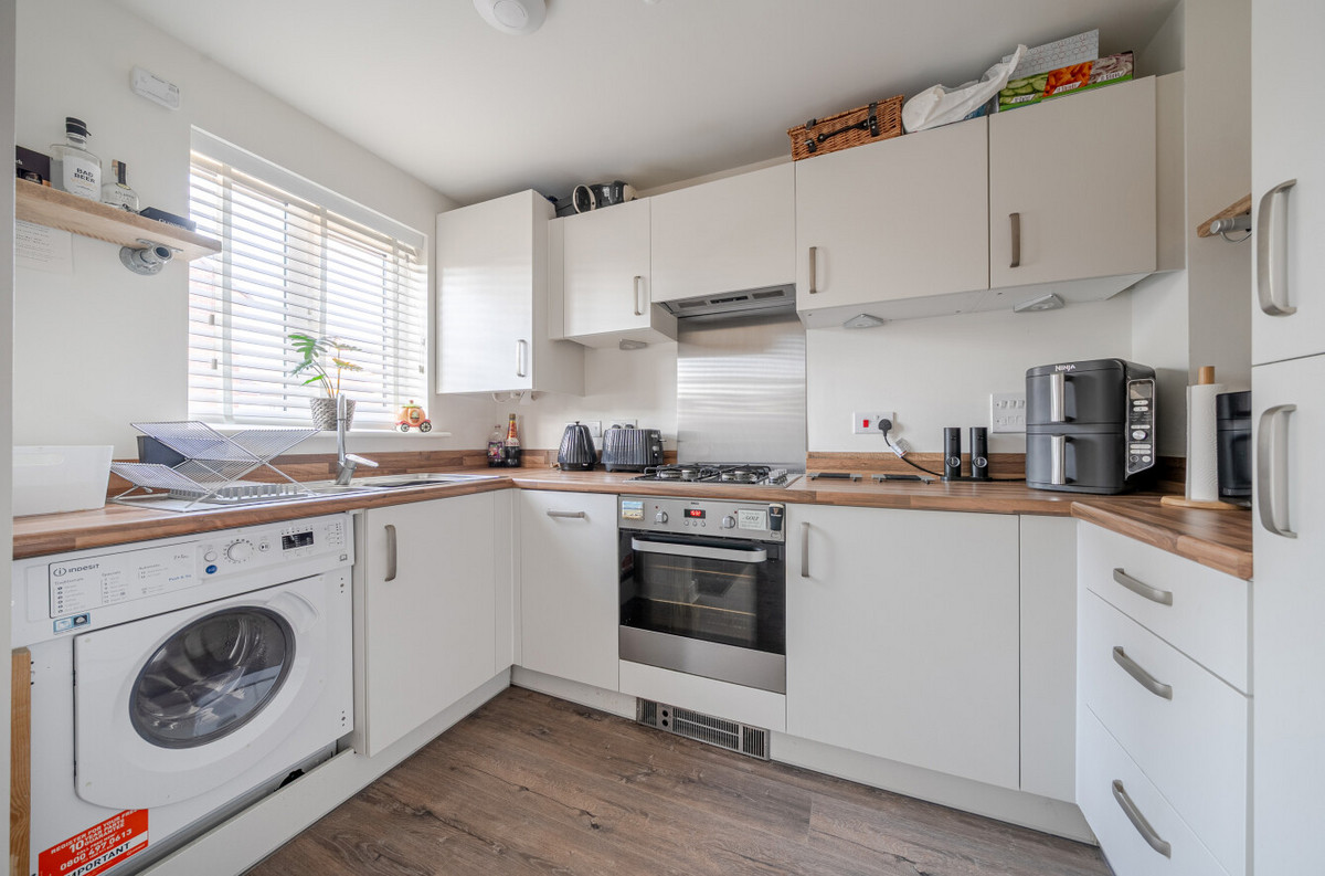 Abbot Road, Burton-on-Trent, DE13, photo 4