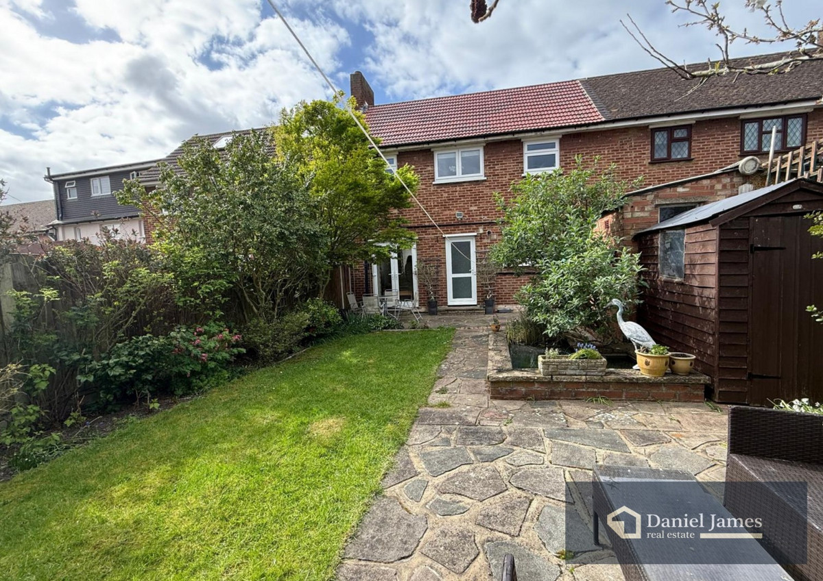 Hood Walk, Romford, RM7, photo 18