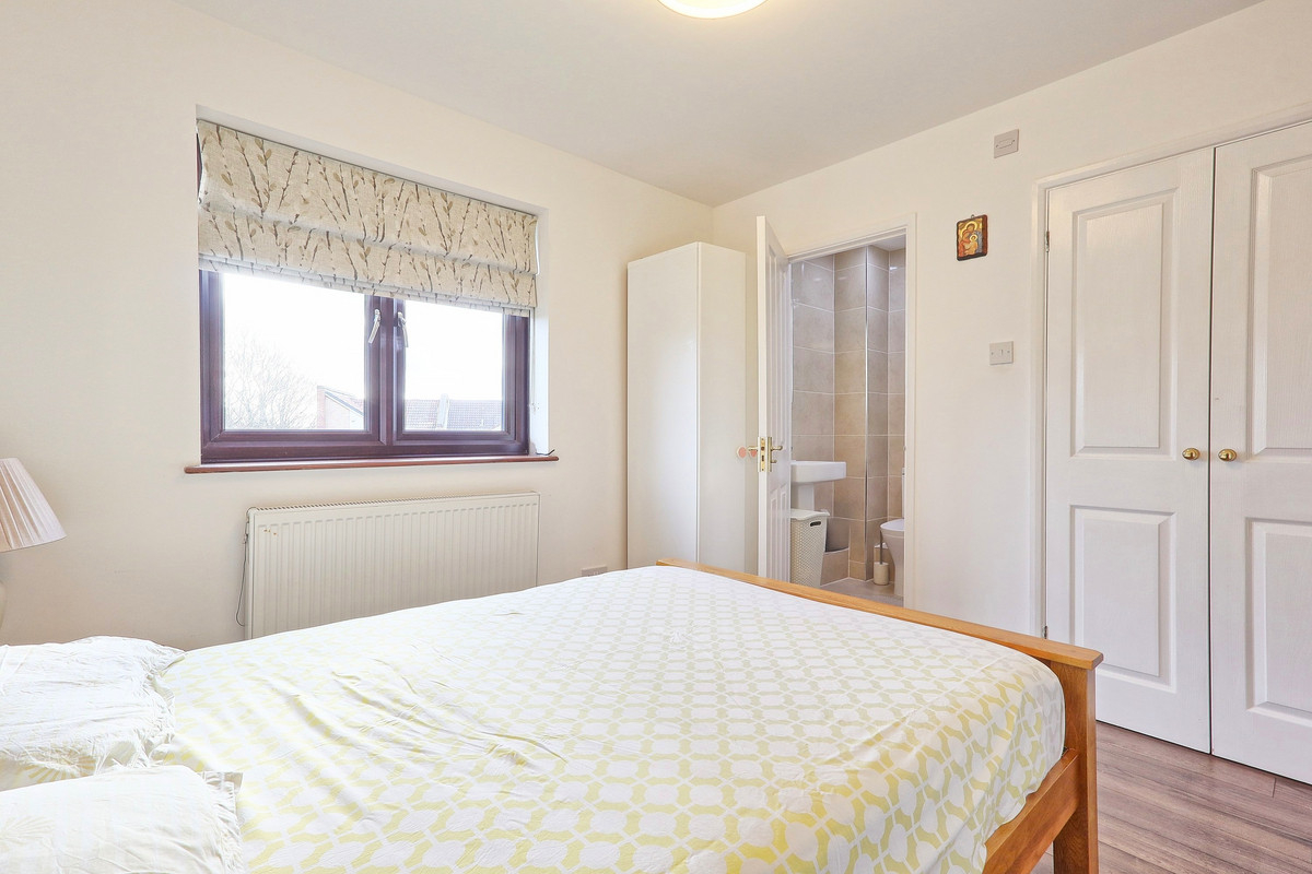 Downs Grove, Basildon, SS16, photo 15