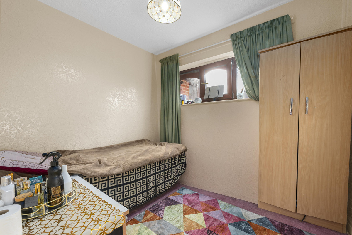 Holland Road, Manchester, M8, photo 16