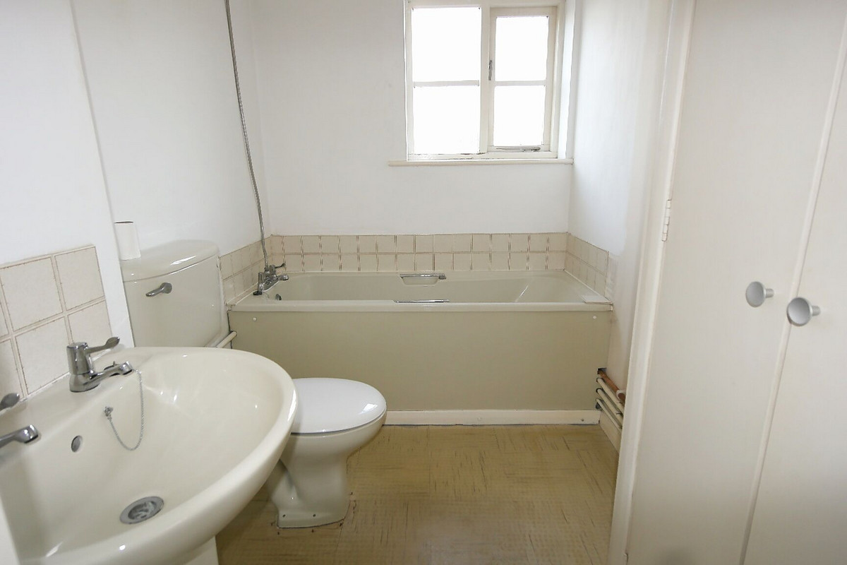 Conway Gardens, Grays, RM17, photo 6