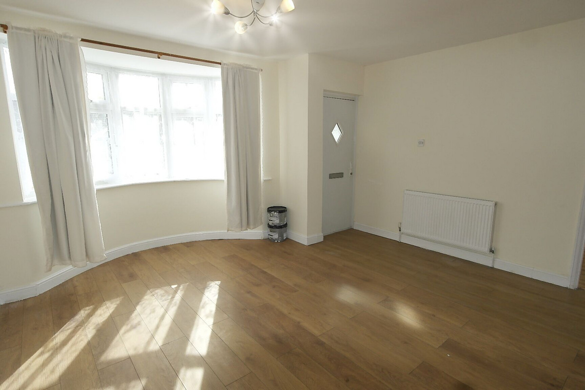 Hillfoot Road, Romford, RM5, photo 2