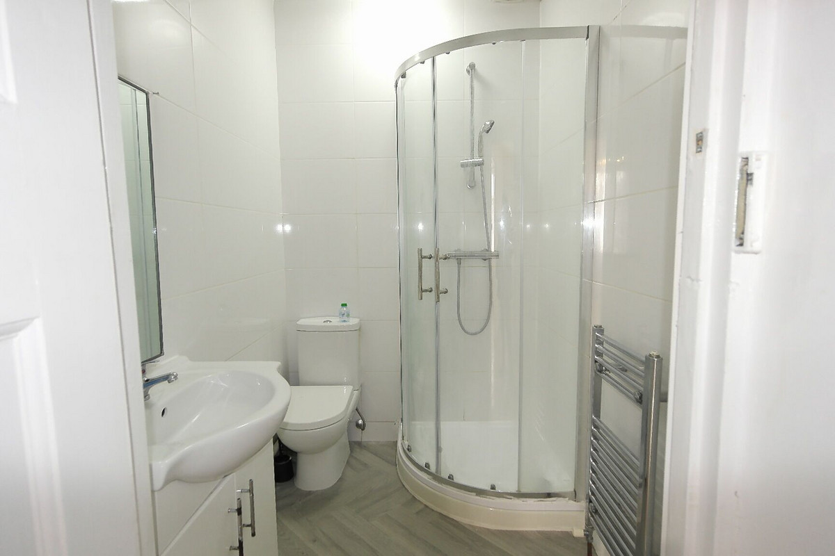 Hillfoot Road, Romford, RM5, photo 9