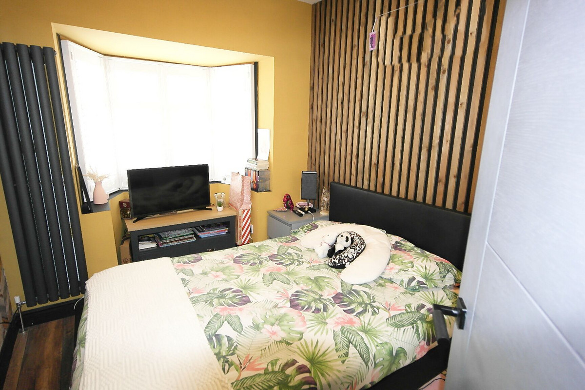 Noak Hill, Romford, RM3, photo 11