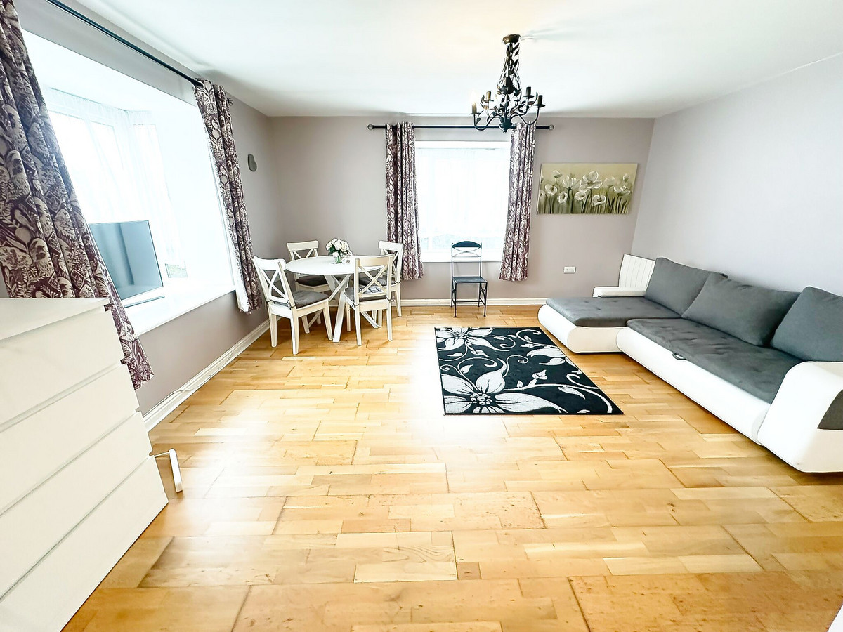 Goresbrook Road, Dagenham, RM9, photo 4