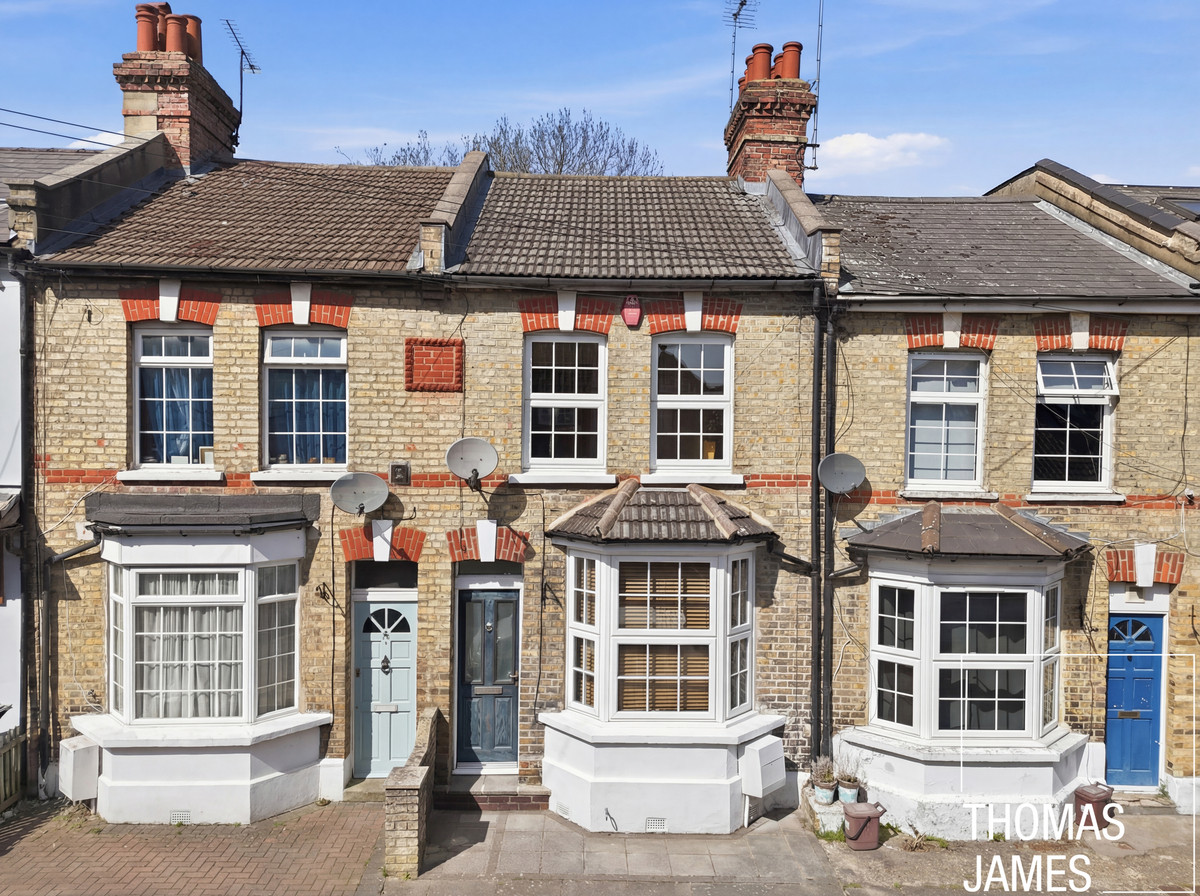 Edward Grove, Barnet, EN4