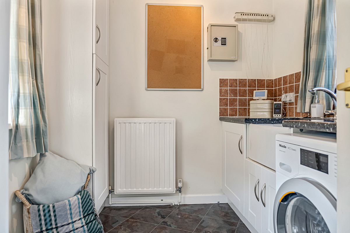 Carleton Road, Pontefract, WF8, photo 26