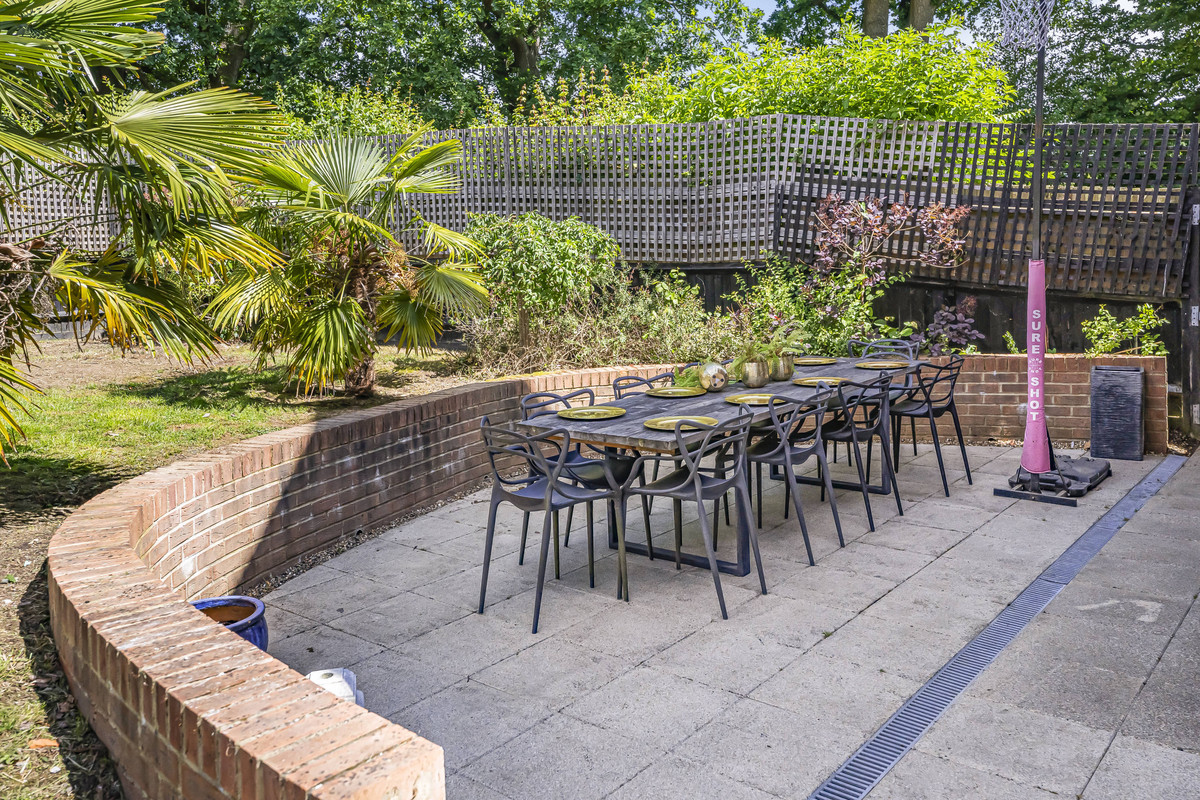 Langmore Lane, Lindfield, RH16, photo 34