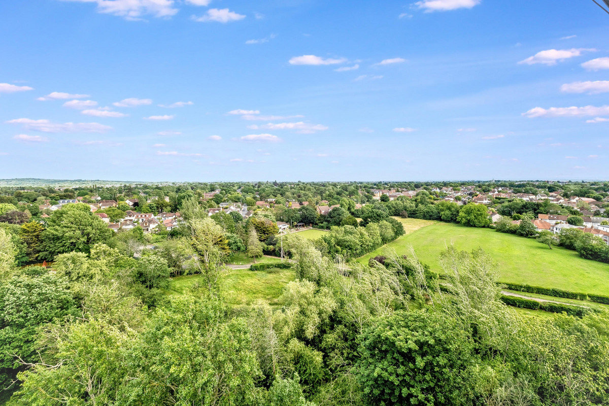 Slewins Close, Hornchurch, RM11, photo 2