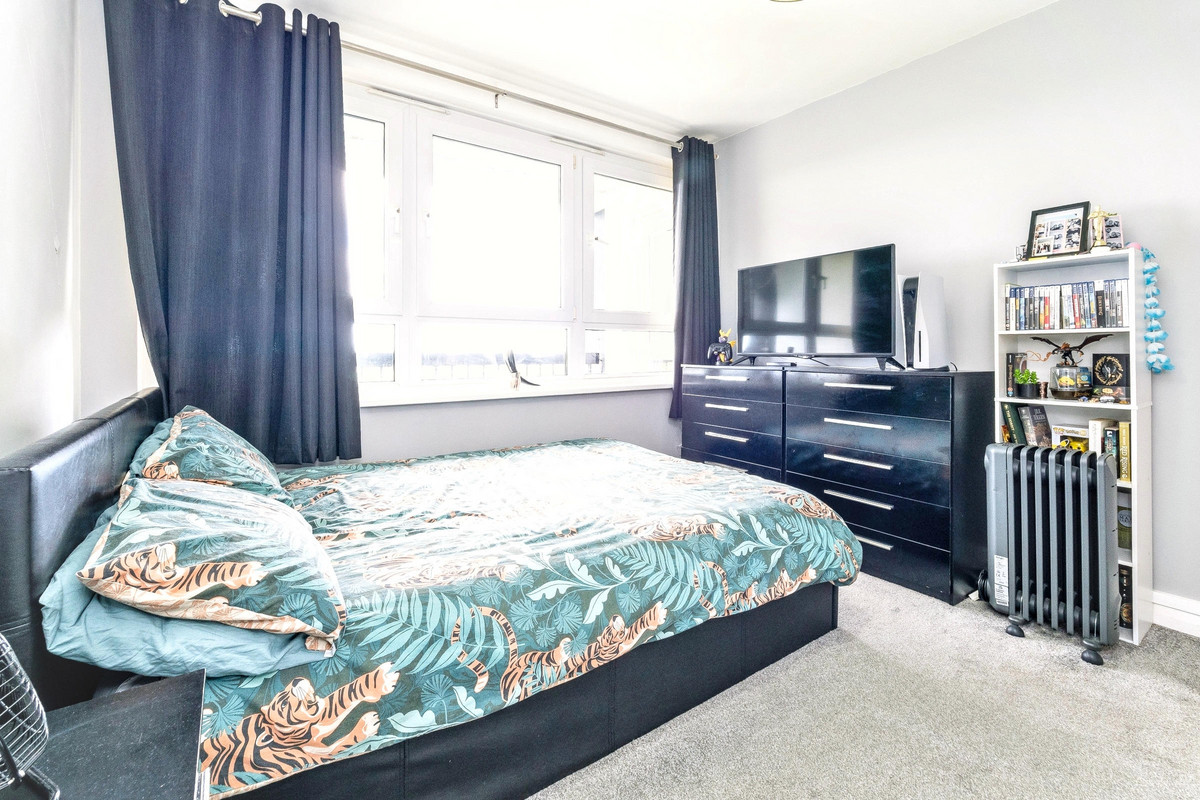 Slewins Close, Hornchurch, RM11, photo 14