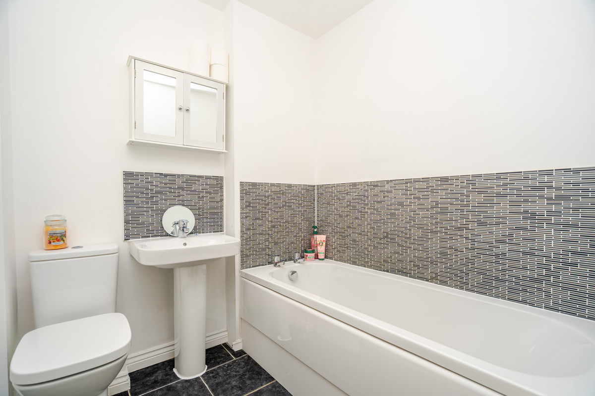 Santa Cruz Avenue Newton Leys, Milton Keynes, MK3, photo 17