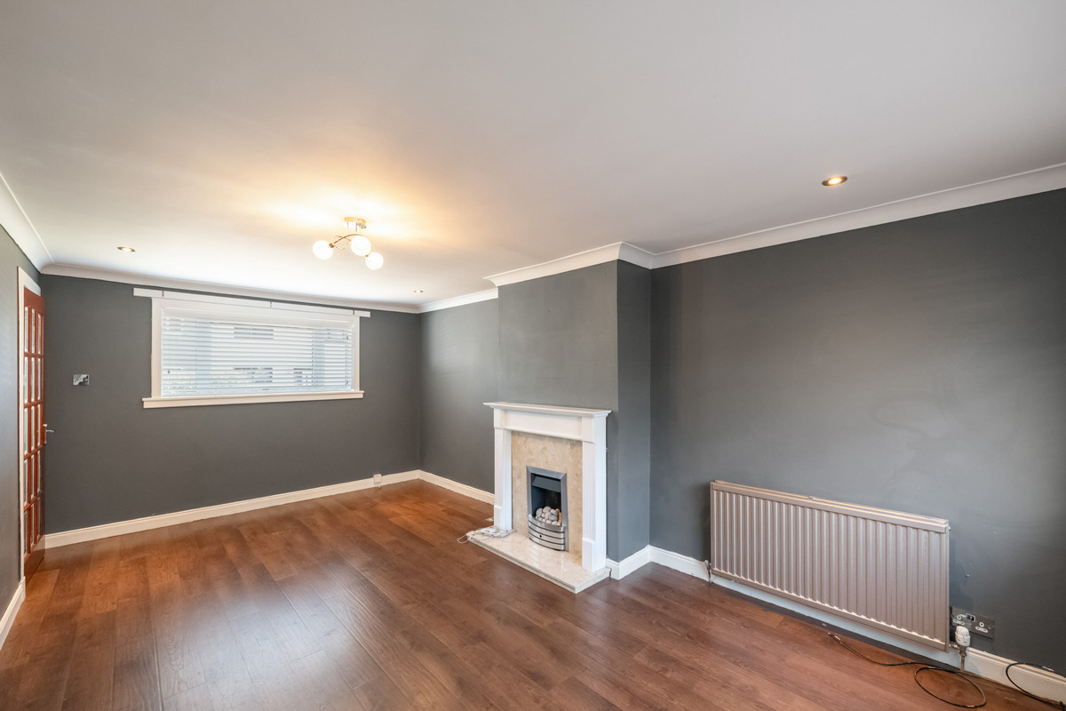Murray Place, Dollar, FK14, photo 3
