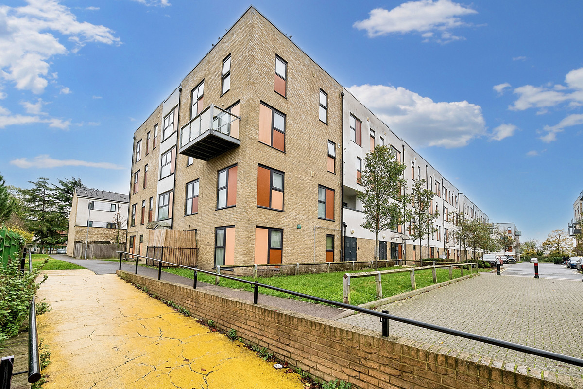 Bournebrook Grove, Romford, RM7