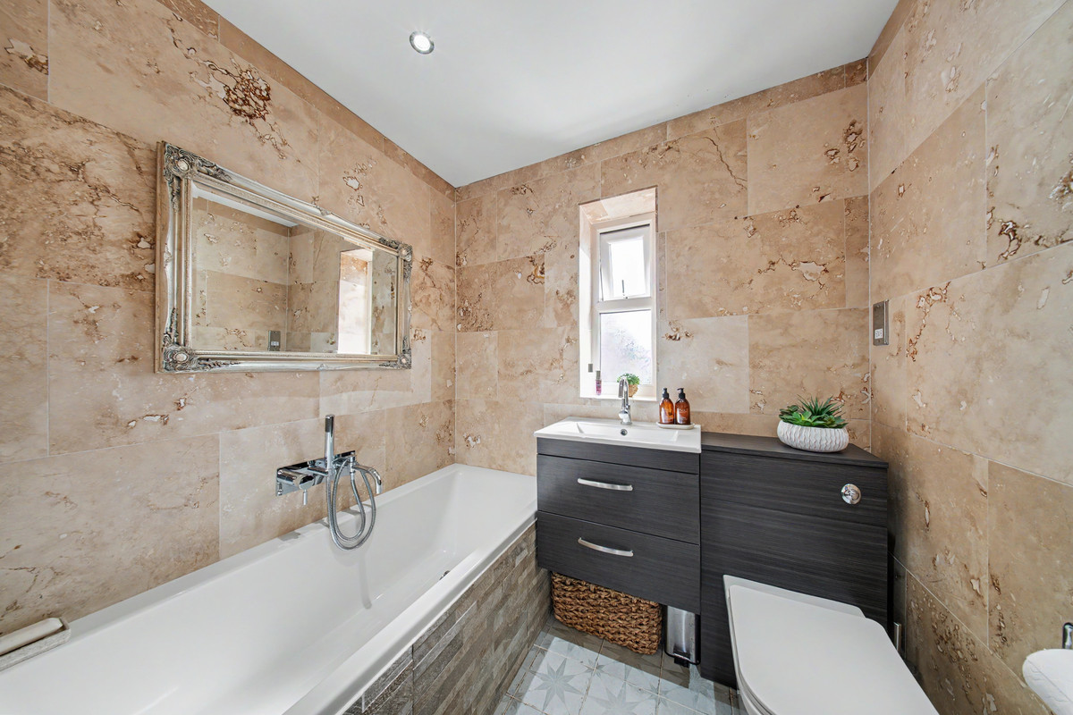 Clotherholme Road, Ripon, HG4, photo 13