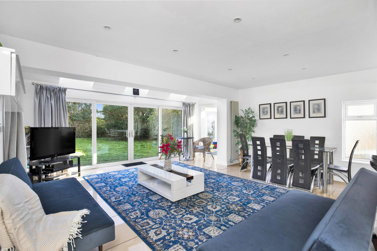 Locksash Close, West Wittering, photo 14