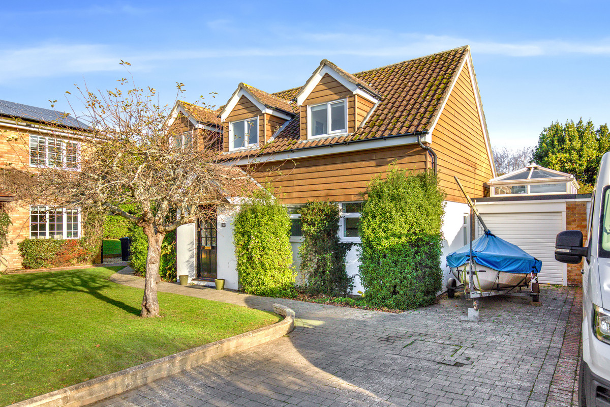 Locksash Close, West Wittering, photo 16