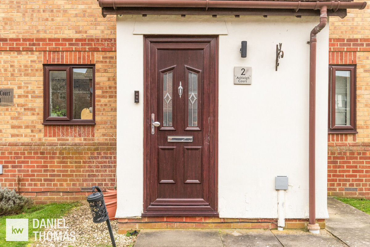 DANIEL THOMAS | Ashleigh Court, Waltham Abbey, EN9 3AG, photo 19