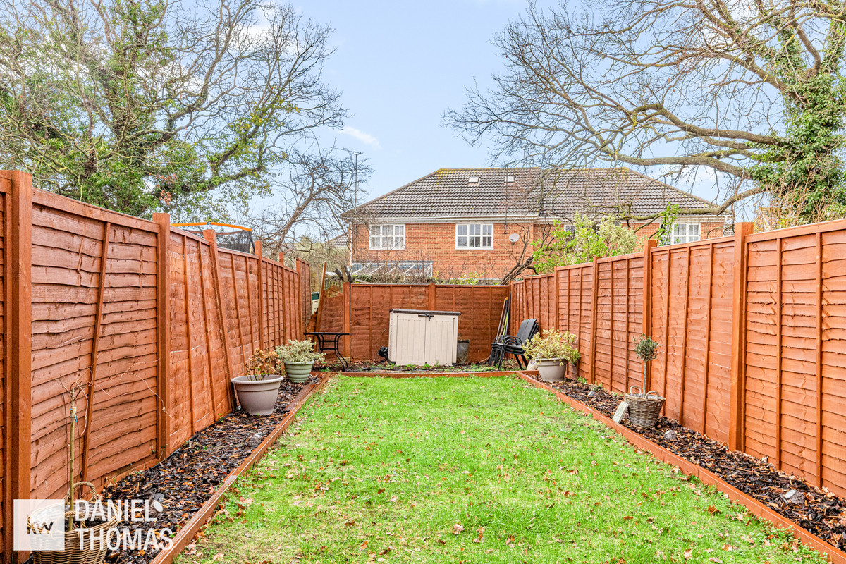 DANIEL THOMAS | Lamplighters Close, Waltham Abbey, EN9, photo 14