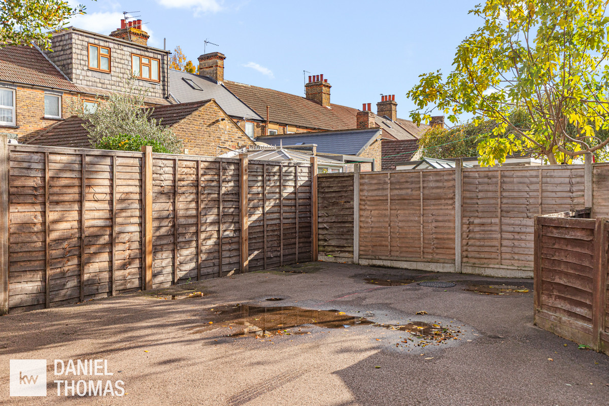 Queens Road, Waltham Cross, EN8, photo 18