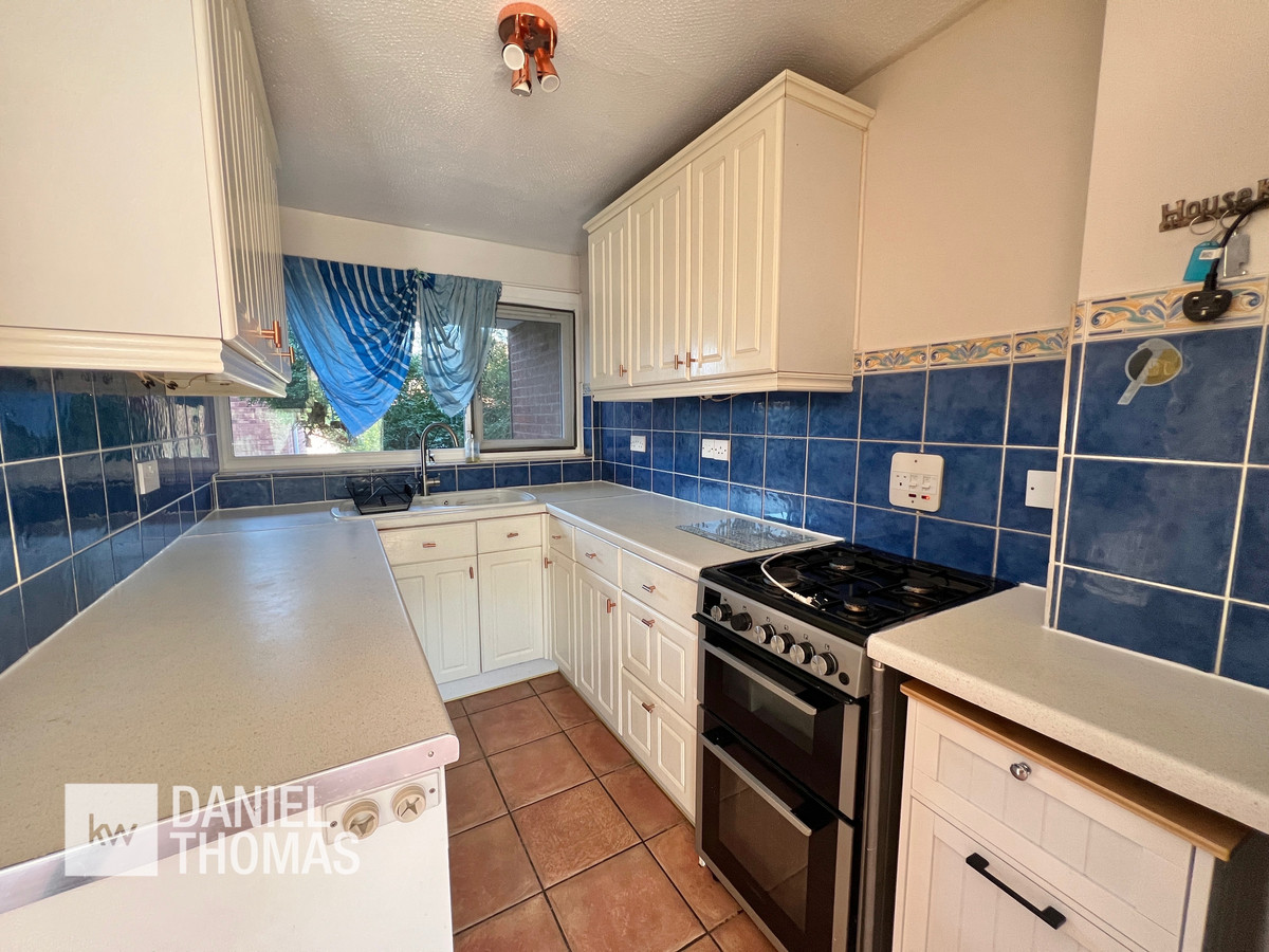 Abbotts Drive, Waltham Abbey, EN9, photo 5