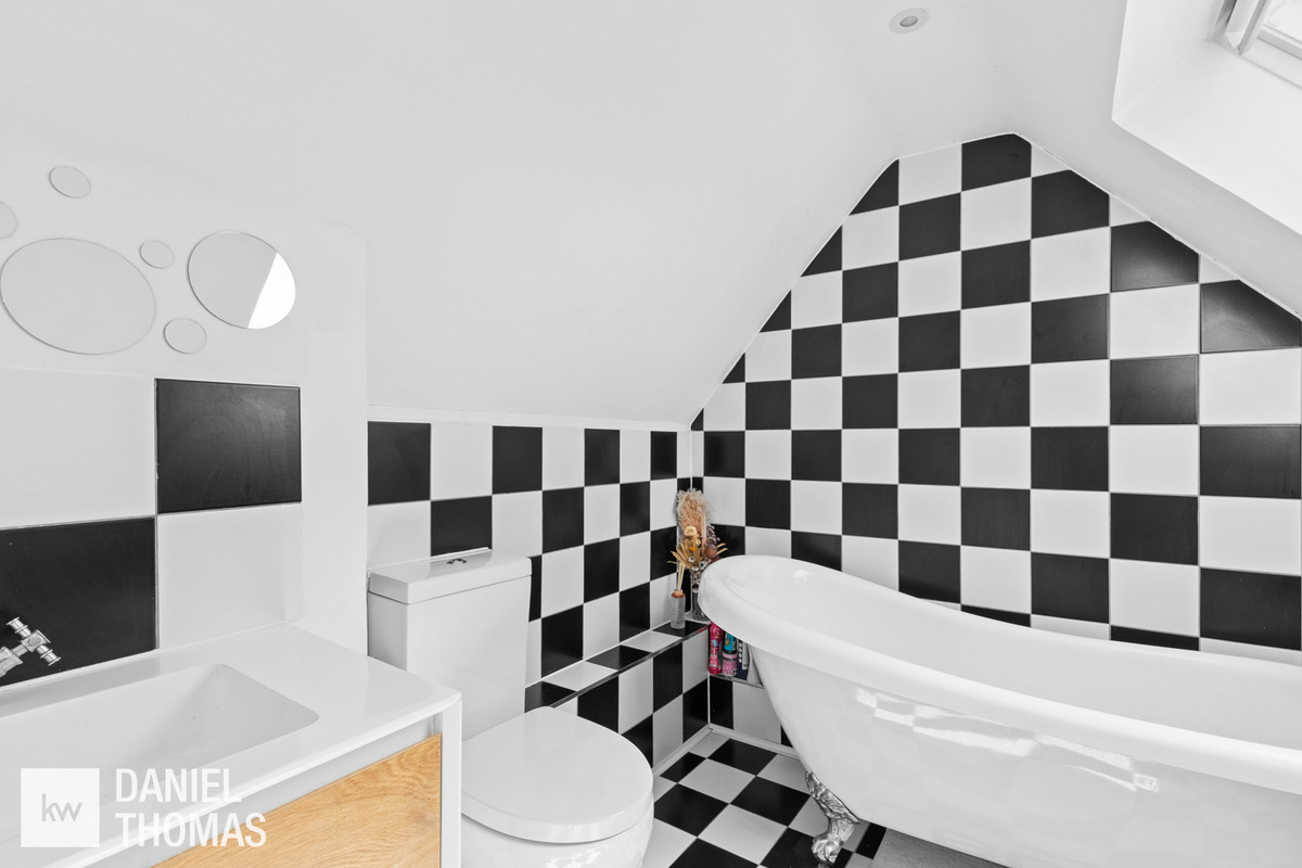 King Harold Court, Waltham Abbey, EN9, photo 9