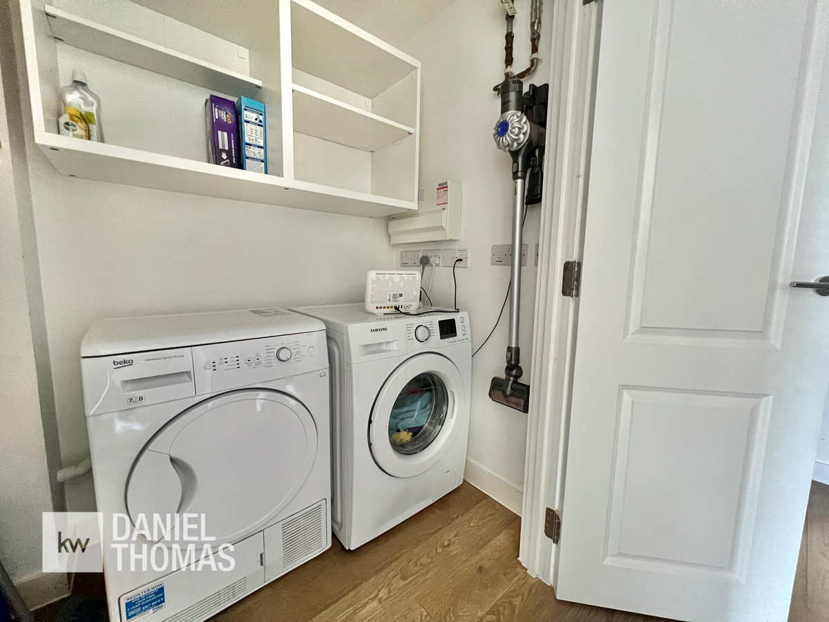 Waterfront Court Hazlemere Marina, Waltham Abbey, EN9, photo 12