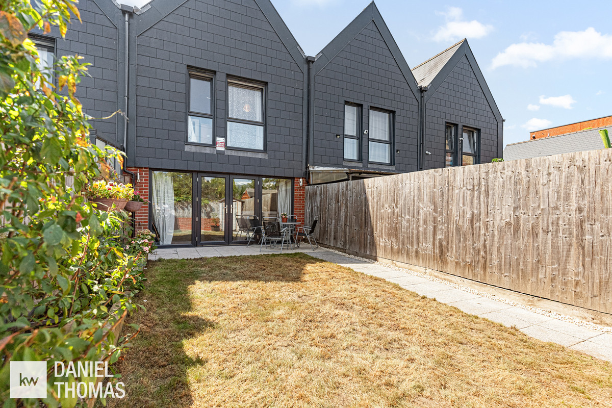 Hazlemere Marina, Waltham Abbey, EN9, photo 19