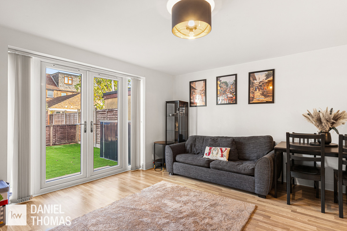 Queens Road, Waltham Cross, EN8, photo 4