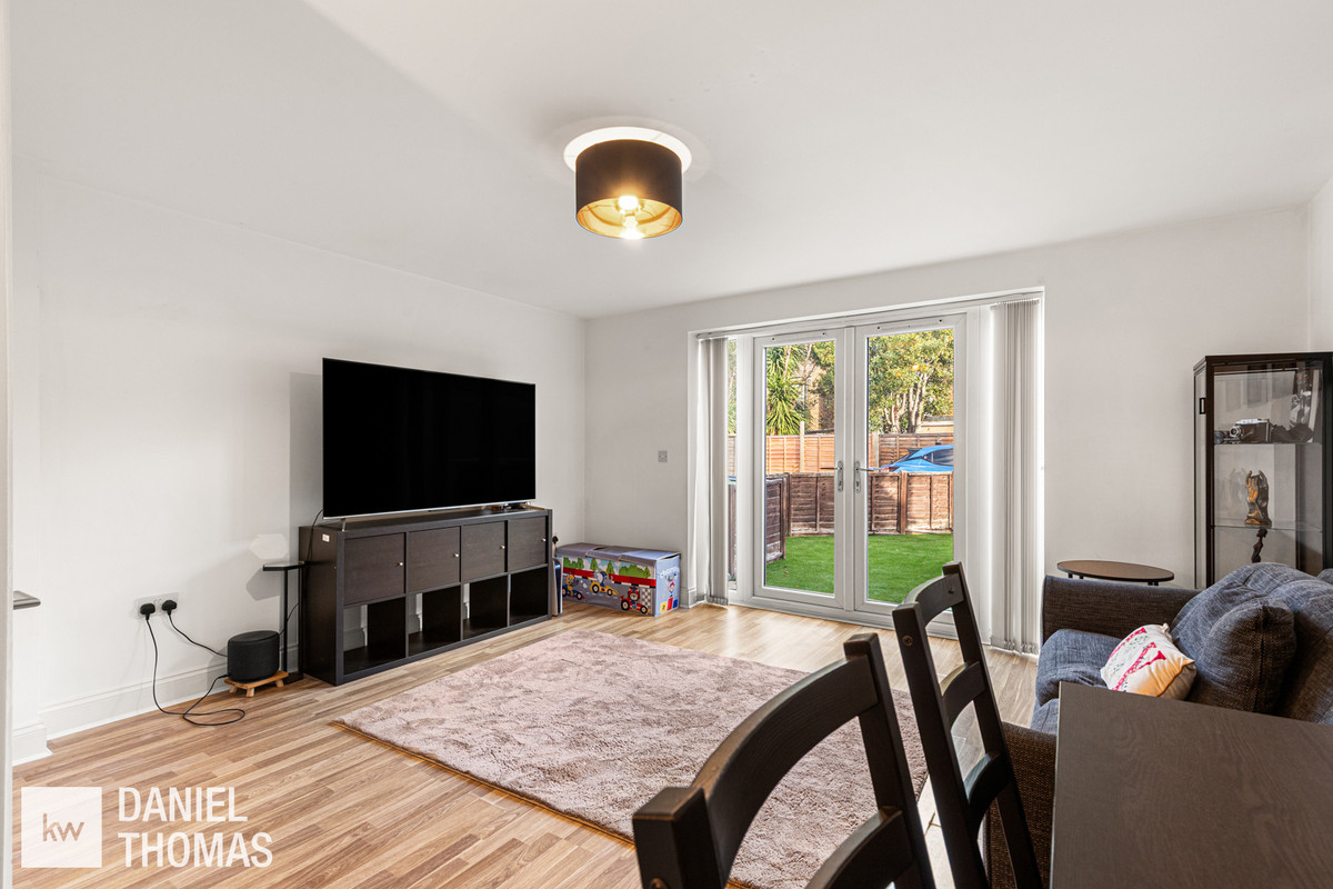 Queens Road, Waltham Cross, EN8, photo 5