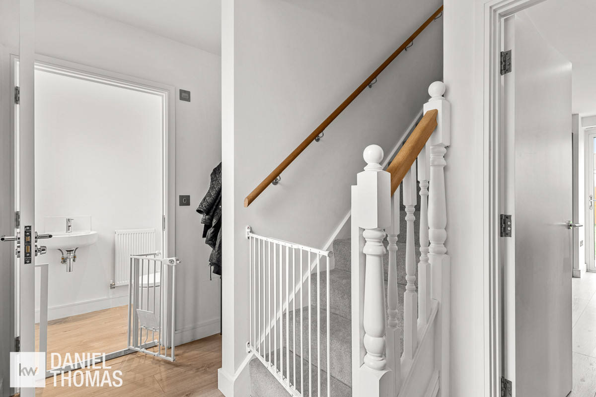 Willow Tree Drive, Waltham Cross, EN8, photo 11