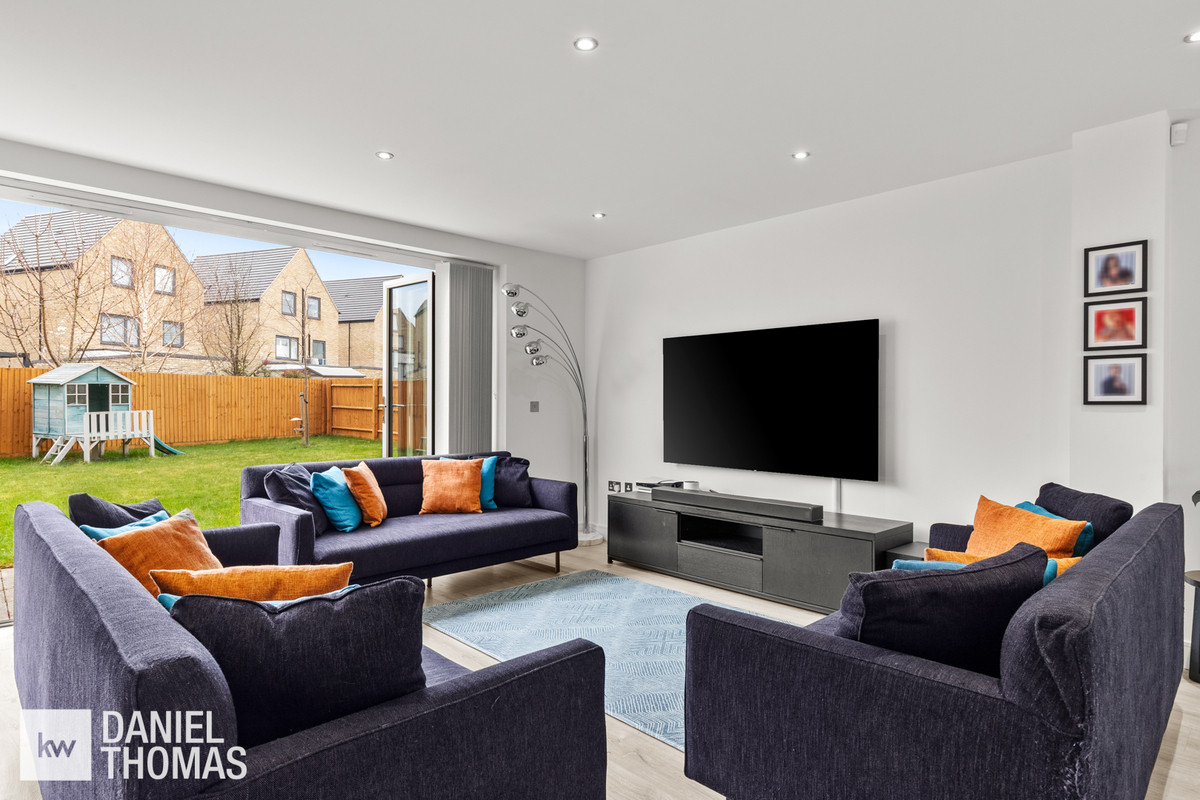 Willow Tree Drive, Waltham Cross, EN8, photo 3