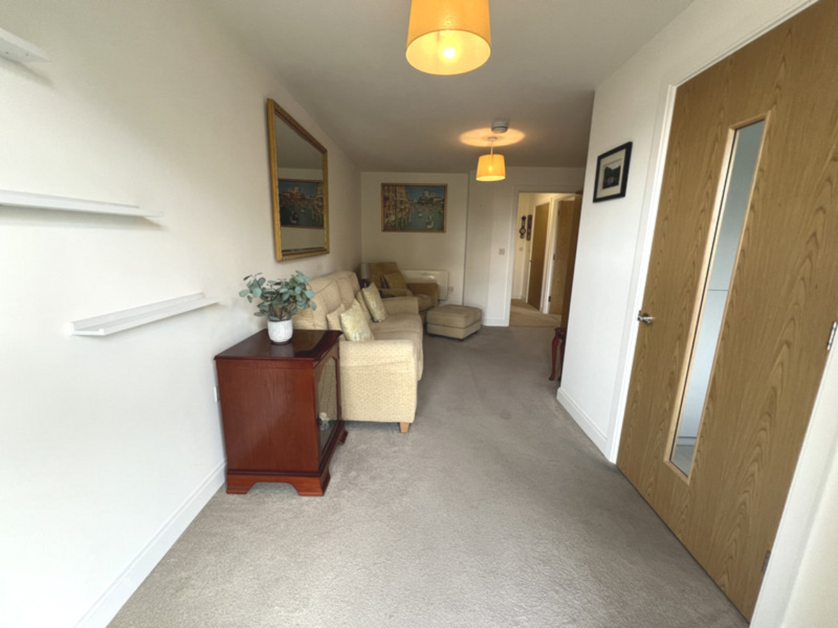 Sewardstone Road, Waltham Abbey, EN9, photo 6