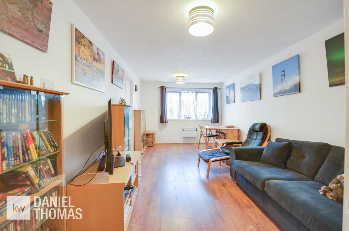 Eleanor Way, Waltham Cross, EN8, photo 2