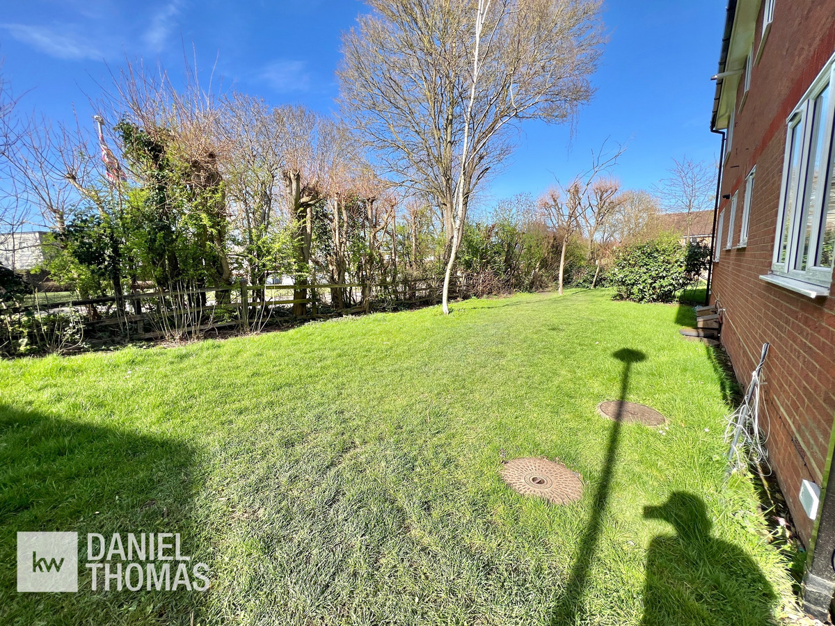 Eagle Close, Waltham Abbey, EN9, photo 10