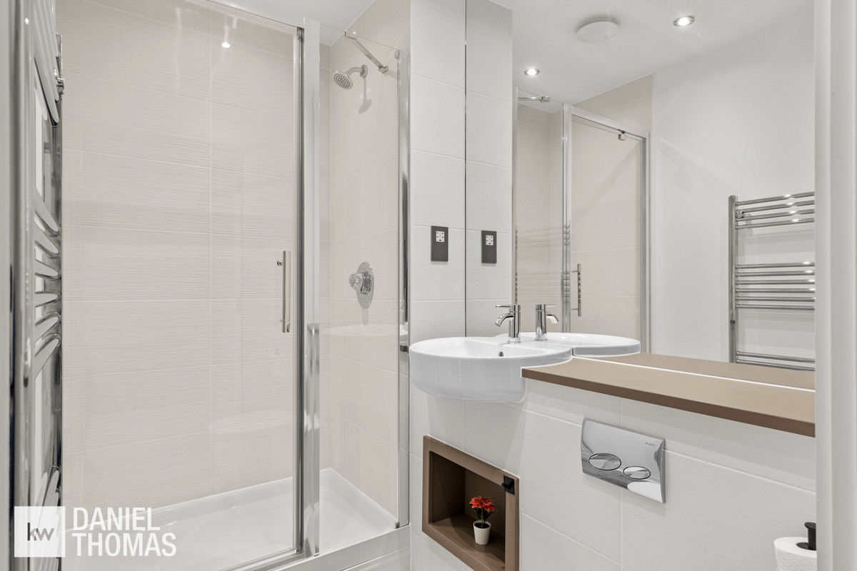 Willow Tree Drive, Waltham Cross, EN8, photo 15