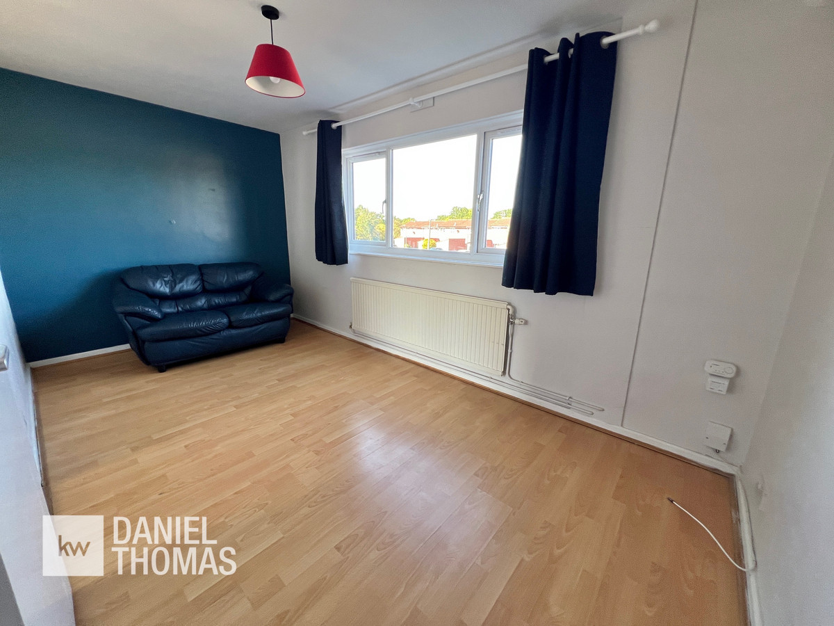 Abbotts Drive, Waltham Abbey, EN9, photo 13