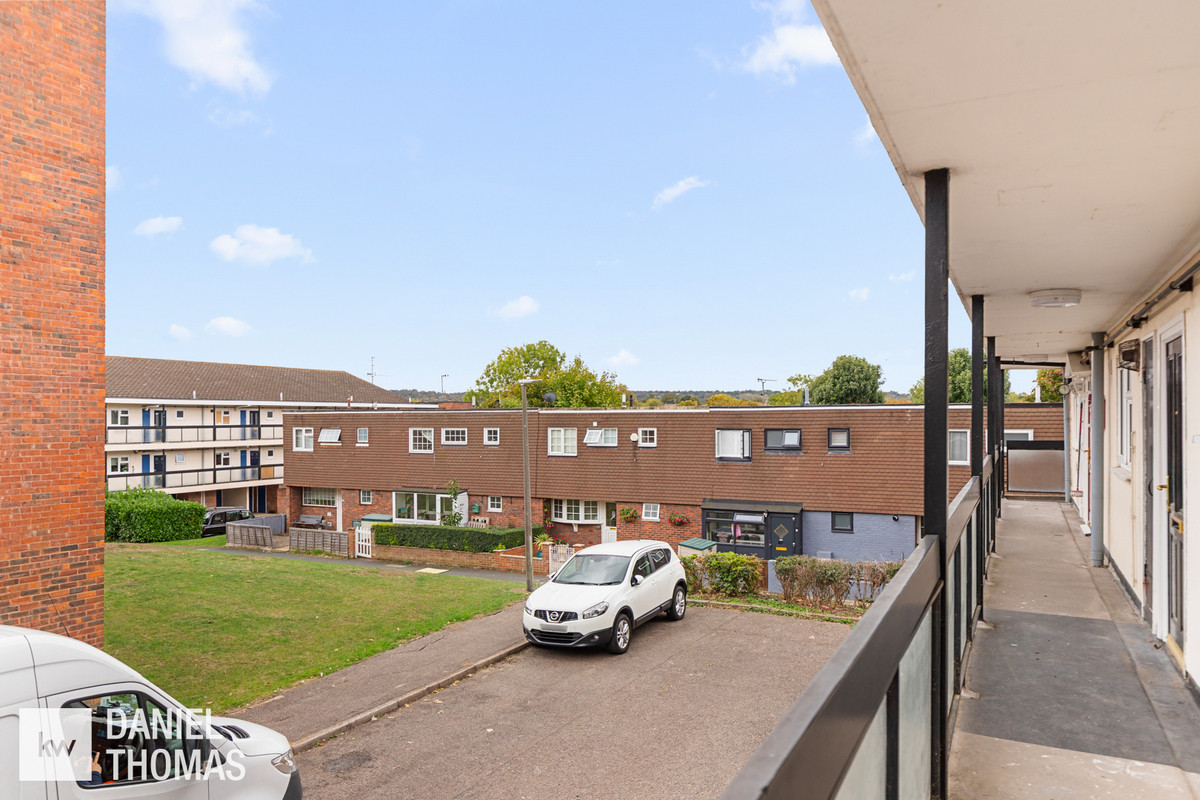 DANIEL THOMAS | Badburgham Court, Waltham Abbey, EN9, photo 7